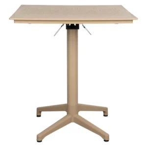 Bistrotisch George klappbar in Beige mit quadratischer Kunststoffplatte und Metallgestell in Gesamtansicht.