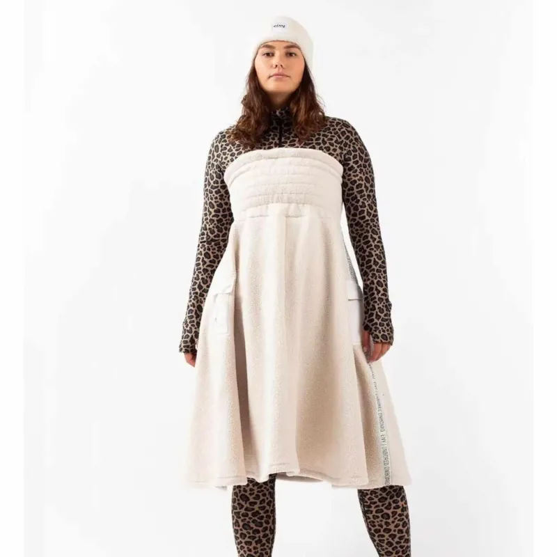 Eivy Valley Sherpa Skirt Faded Cloud Kleid / Poncho - Damenrock-Nitrobags-Shop