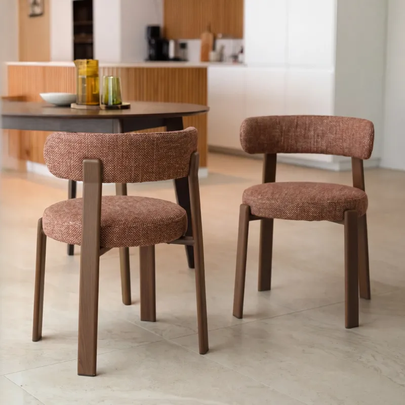 Ambiance 2 chaises en tissu chenille terracotta – Maison Pavane