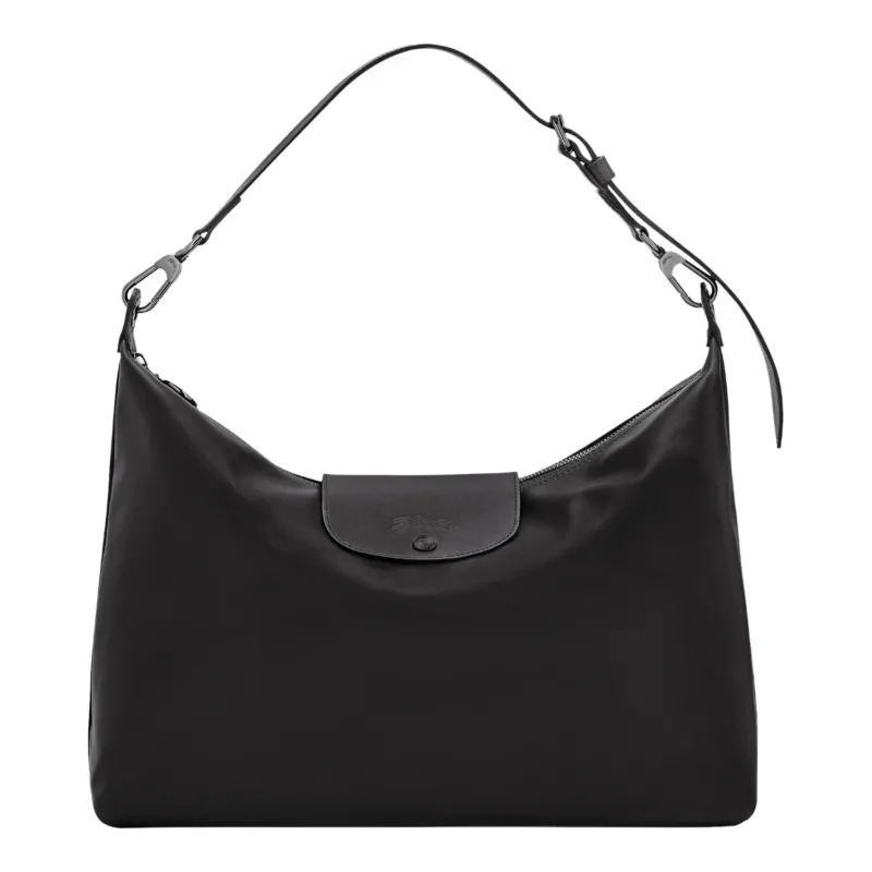 Lieblingstasche Le Pliage Xtra XL black leather shoulder bag with adjustable strap and snap closure.