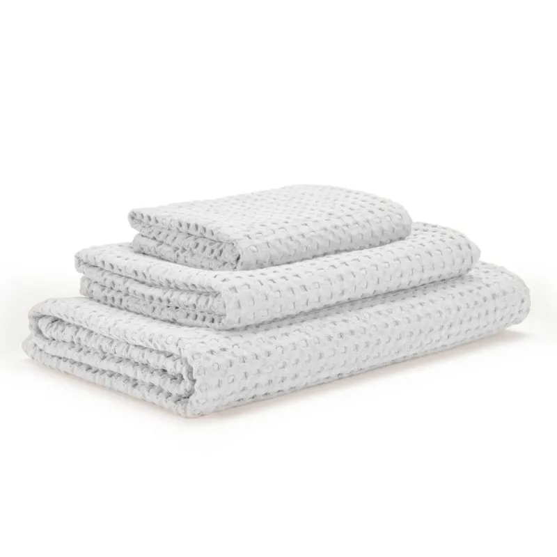 Luxury Egyptian Cotton Bath Towels Pousada by Abyss & Habidecor - 100 White - |VESIMI Design| Luxury and Rustic bathrooms online
